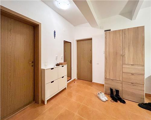 Apartament 2 camere, decomandat, parcare, Zorilor.