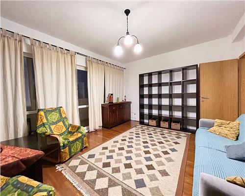 Apartament 2 camere, decomandat, parcare, Zorilor.