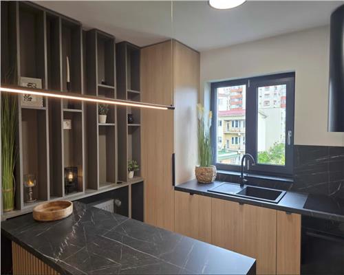 Apartament 3 camere, decomandat, finisaje moderne, Marasti.