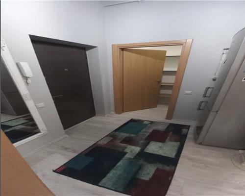 Apartament 2 camere, bloc nou, mobilat, zona Centrala.