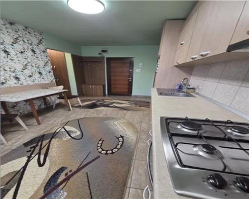 Apartament 2 camere, decomandat, mobilat, Itre Lacuri.