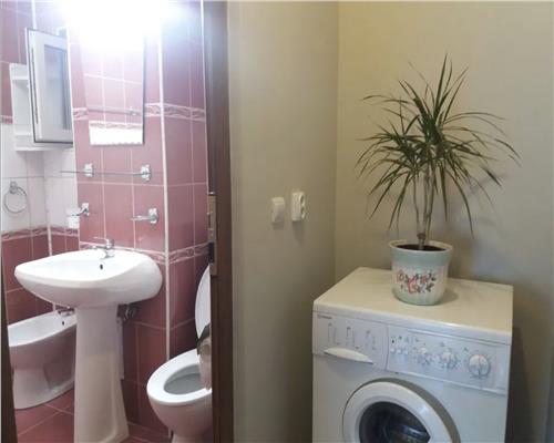 Apartament 2 camere, bloc nou, mobilat, utilat, plopilor.