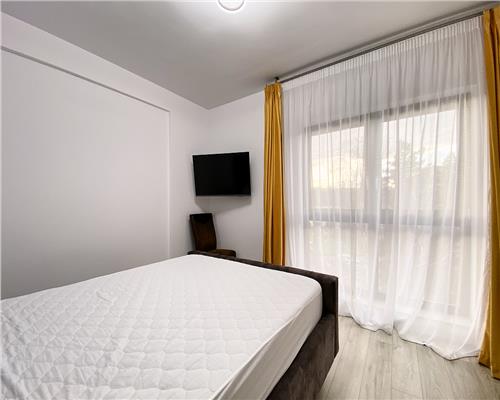 Apartament 3 camere LUX, Prima inchiriere, parcare, bloc nou, str. Bucuresti