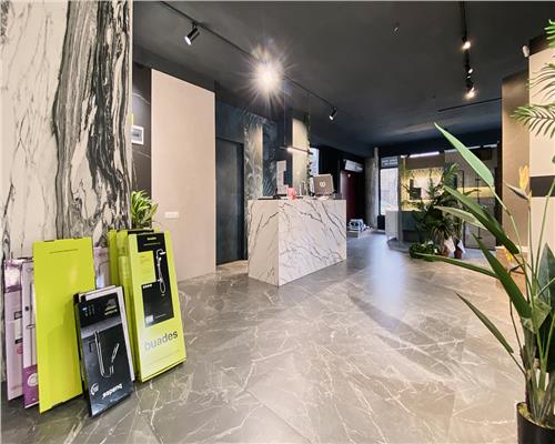 Spatiu Modern la Parter, Ideal pentru Afaceri S135 mp, Iris