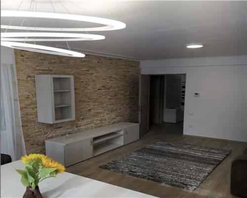Apartament 2 camere, decomandat, parcare, Manastur.