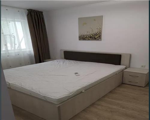 Apartament 2 camere, decomandat, parcare, Manastur.