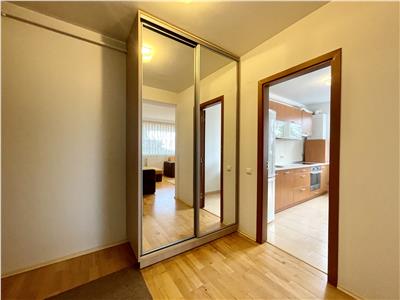 Apartament 2 camere, S 62 mp, decomandat, zona Grand Hotel Italia.