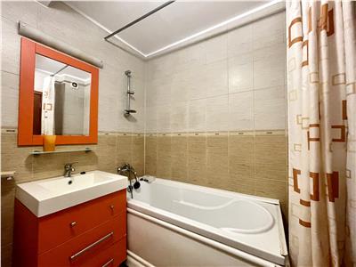 Apartament 2 camere, S 62 mp, decomandat, zona Grand Hotel Italia.
