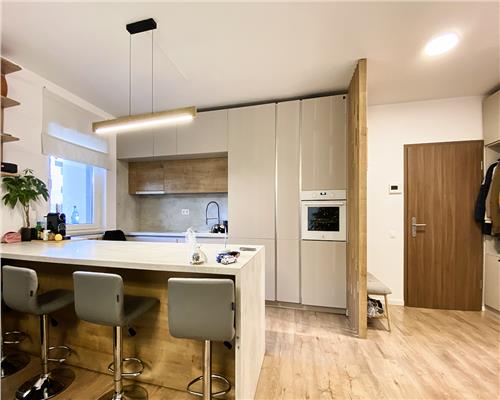 Apartament 3 camere, Su=76mp+31 mp terasa, parcare, Sophia Residence