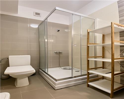 Apartament cu 3 camere, modern,  terasa 60mp, parcare, Calea Turzii