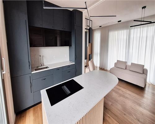 Apartament 2 camere, Lux, bloc nou, terasa, parcare, Semicentral.