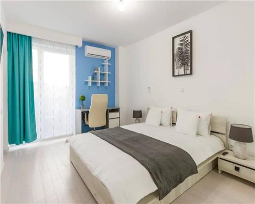 Apartament 2 camere transformat in 3 , Zona semicentrala, parcare