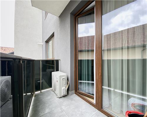 Apartament 3 camere finisat, mobilat, bloc nou, str. Fabricii