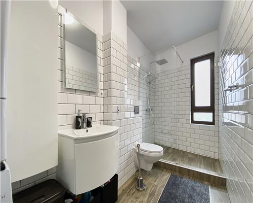 Apartament 3 camere finisat, mobilat, bloc nou, str. Fabricii