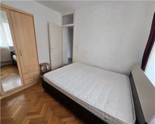 Apartament 2 camere, decomandat, mobilat, Zorilor.
