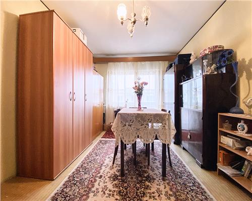 Apartament 3 camere decomandat, 2 bai,  str. Muncitorilor