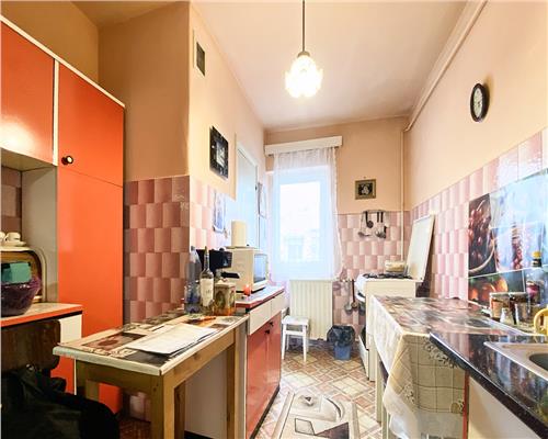 Apartament 3 camere decomandat, 2 bai,  str. Muncitorilor