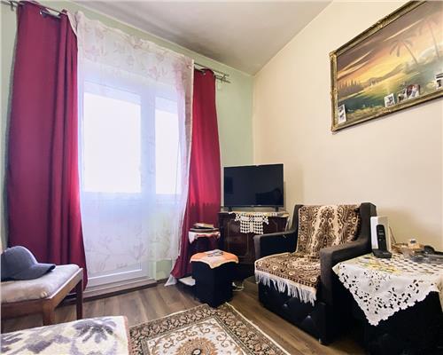 Apartament 3 camere decomandat, 2 bai,  str. Muncitorilor