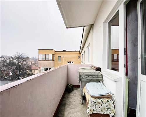 Apartament 3 camere decomandat, 2 bai,  str. Muncitorilor