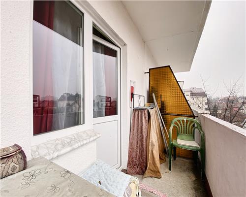 Apartament 3 camere decomandat, 2 bai,  str. Muncitorilor