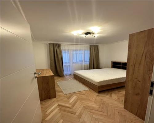 Apartament 2 camere decomandat, str. Bucuresti