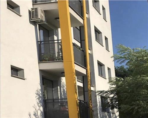 Apartament 3 camere, terasa, parcare, zona FSEGA.