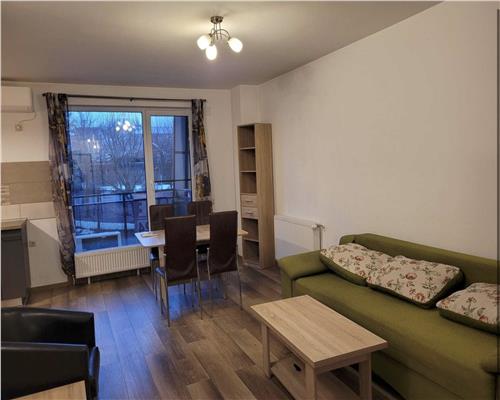Apartament 3 camere, terasa, parcare, zona FSEGA.