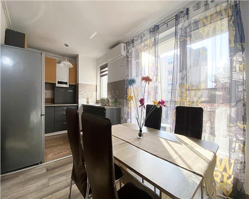 Apartament 3 camere, terasa, bloc nou, zona FSEGA.