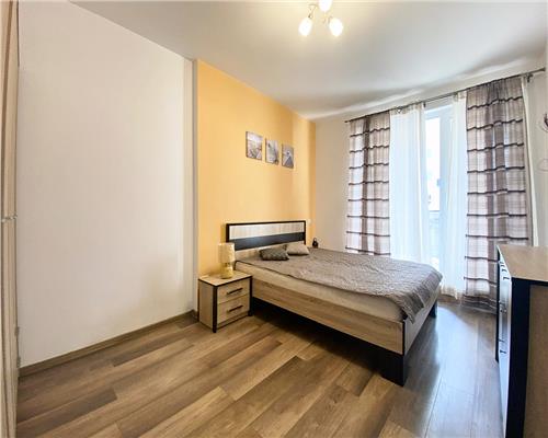 Apartament 3 camere, terasa, bloc nou, zona FSEGA.