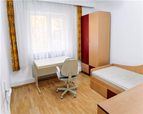 Apartament 3 camere decomandat, str. L.Pasteur, Zorilor