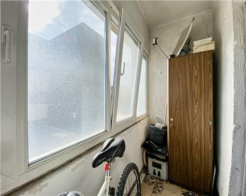 Apartament 2 camere, S 50 mp, decomandat, Aurel Vlaicu.