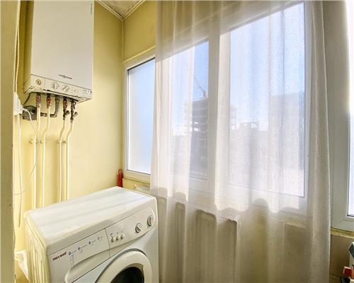 Apartament 2 camere, S 50 mp, decomandat, Aurel Vlaicu.