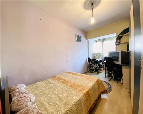 Apartament 2 camere, S 50 mp, decomandat, Aurel Vlaicu.