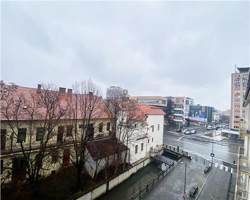 Prima inchiriere! Apartament 2 camere, renovat complet, Ultra Central,  Piata Mihai Viteazul