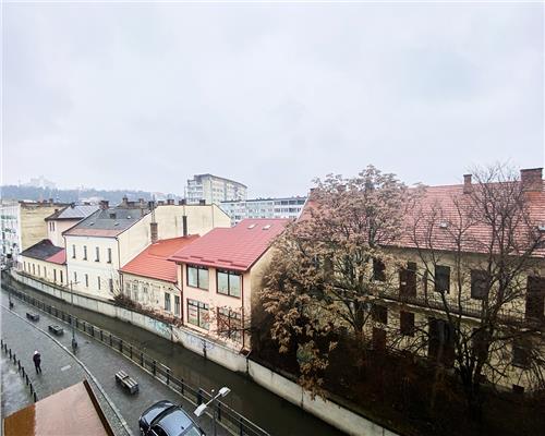 Prima inchiriere! Apartament 2 camere, renovat complet, Ultra Central,  Piata Mihai Viteazul