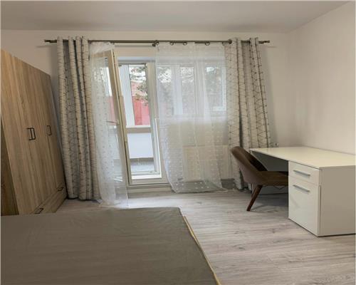 Apartament 3 camere, decomandat, mobilat, utilat, Gheorghieni.