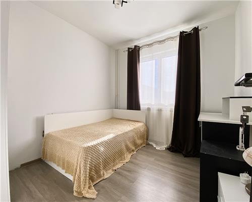 Apartament 2 camere, decomandat, mobilat, utilat, Manastur.