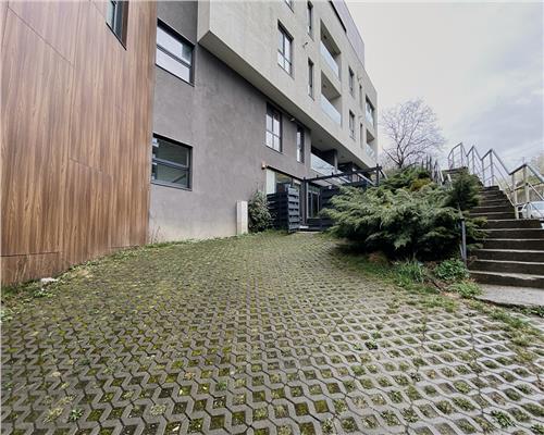 Spatiu comercial 250 mp + terasa 70 mp, Grigorescu, Parter, Ideal HoReCa / Showroom