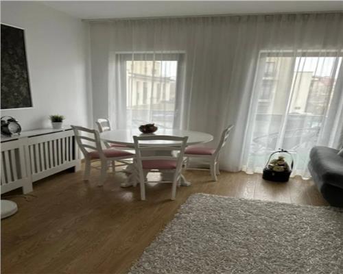Apartament 2 camere, bloc tip vila,  parcare, Borhanci.