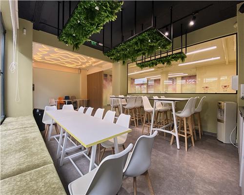 Spatiu comercial 250 mp + terasa 70 mp, Grigorescu, Parter, Ideal HoReCa / Showroom