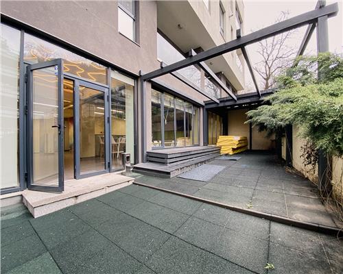 Spatiu comercial 250 mp + terasa 70 mp, Grigorescu, Parter, Ideal HoReCa / Showroom