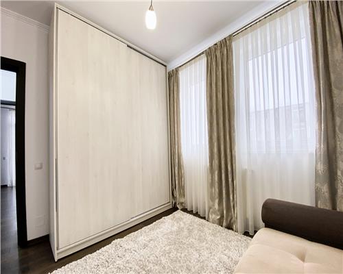 Apartament 3 camere, bloc nou, parcare