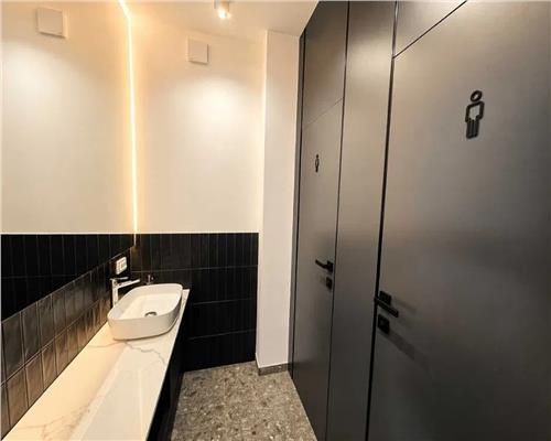Spatiu office modern, 70 mp, terasa + parcare, cladire noua, semicentral