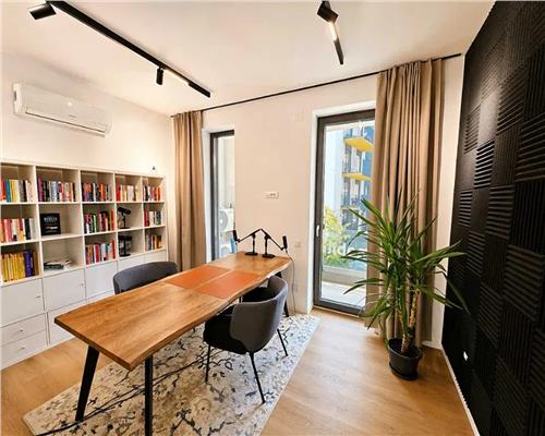 Spatiu office modern, 70 mp, terasa + parcare, cladire noua, semicentral