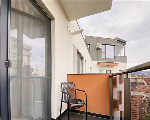 Apartament 3 camere LUX, Prima inchiriere, parcare, bloc nou, str. Bucuresti