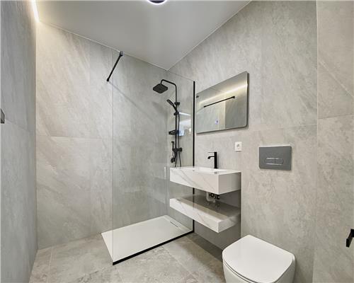 Apartament 2 camere LUX, bloc nou, Parcare,  str. Soporului