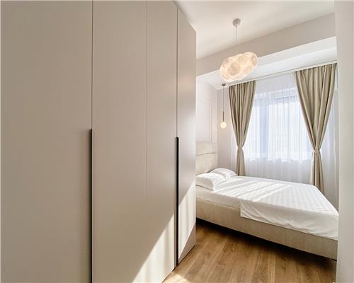 Apartament 2 camera LUX, bloc nou, Parcare,  str. Soporului