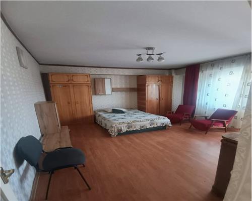 Apartament 2 camere, S 59.6 mp, decomandat, Titulescu.