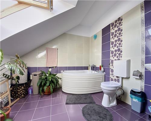 Apartament 4 camere, 2 bai, parcare, Buna Ziua