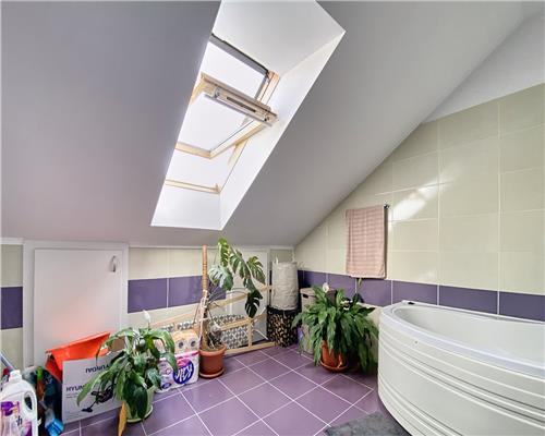 Apartament 4 camere, 2 bai, parcare, Buna Ziua